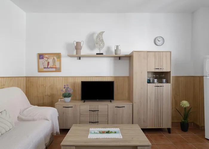 Frank - Solo Familias Apartment